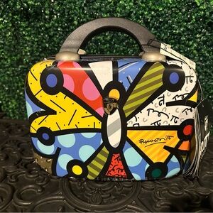 HEYS BRITTO Collection BUTTERFLY Hard Case Beauty Bag Luggage